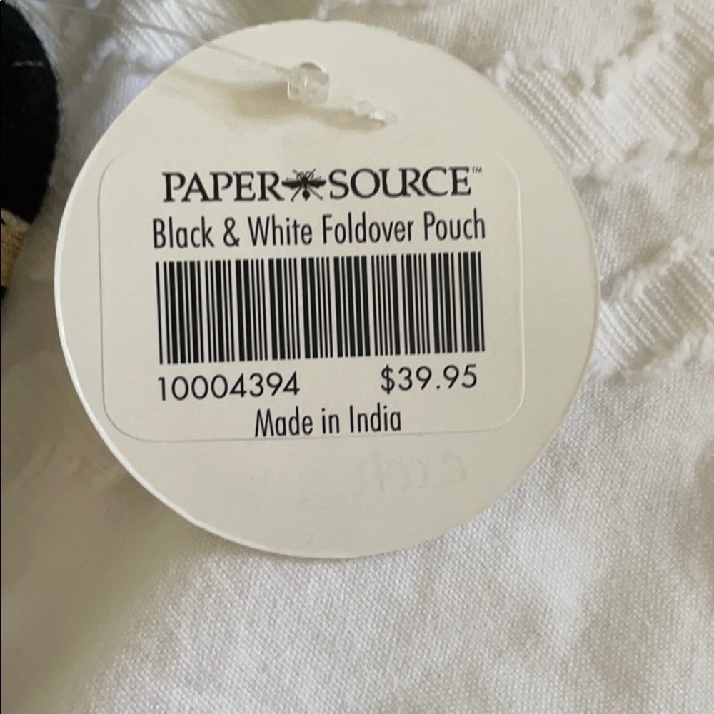 Pouch - Picture 3 of 3